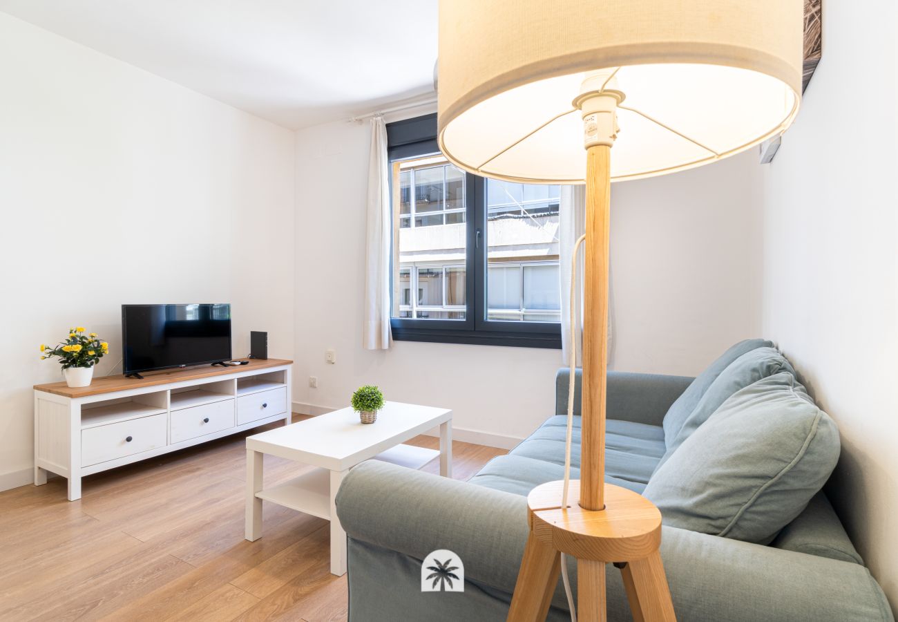 Apartment in Tarragona - 01 - August